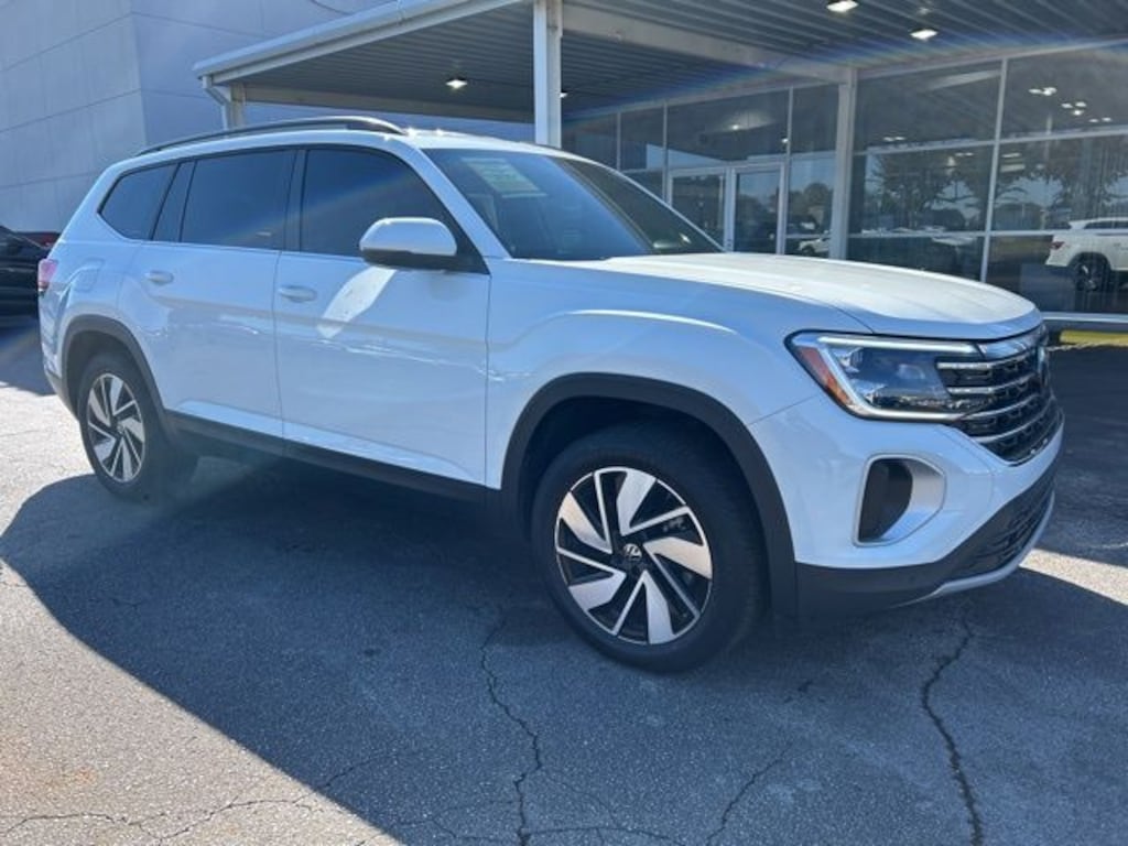 Certified 2024 Volkswagen Atlas 2.0T SE w/Technology SUV