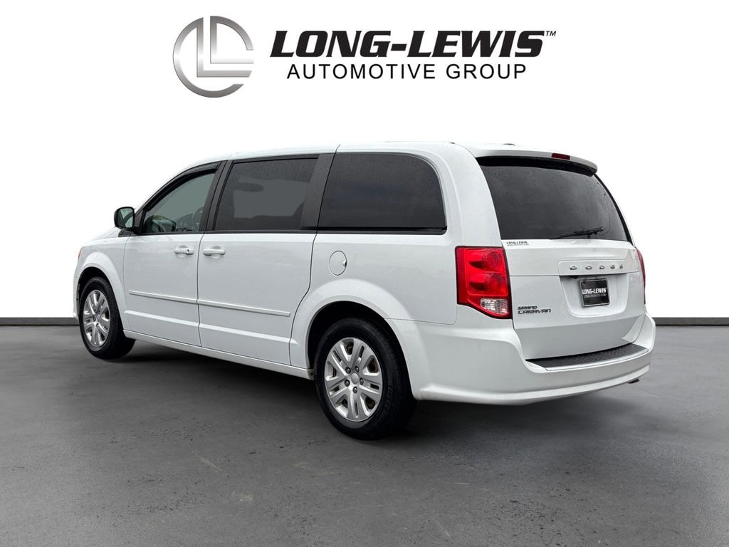 Used 2017 Dodge Grand Caravan SE Minivan/Van