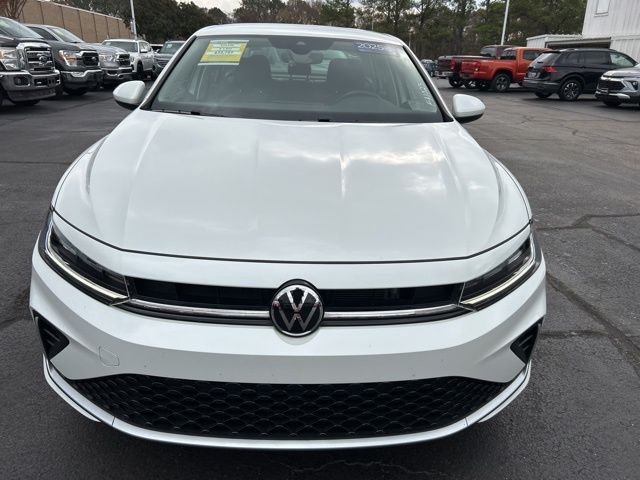 2025 Volkswagen Jetta 1.5T SE photo 3