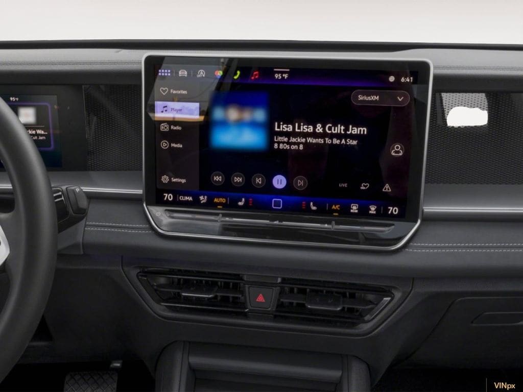 2026 Volkswagen Tiguan SE - Photo 8