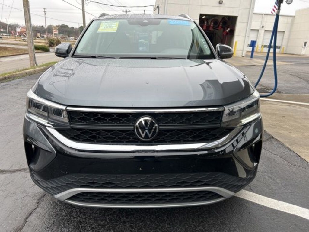 Used 2023 Volkswagen Taos 1.5T SE SUV