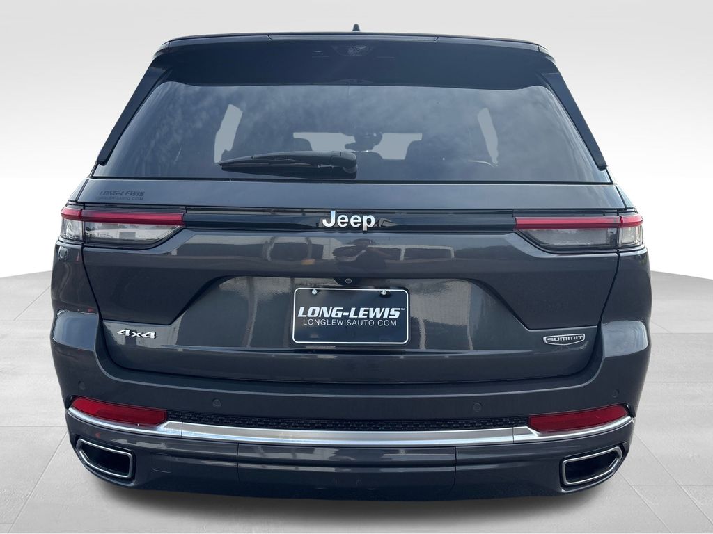 2022 Jeep Grand Cherokee Summit photo 3