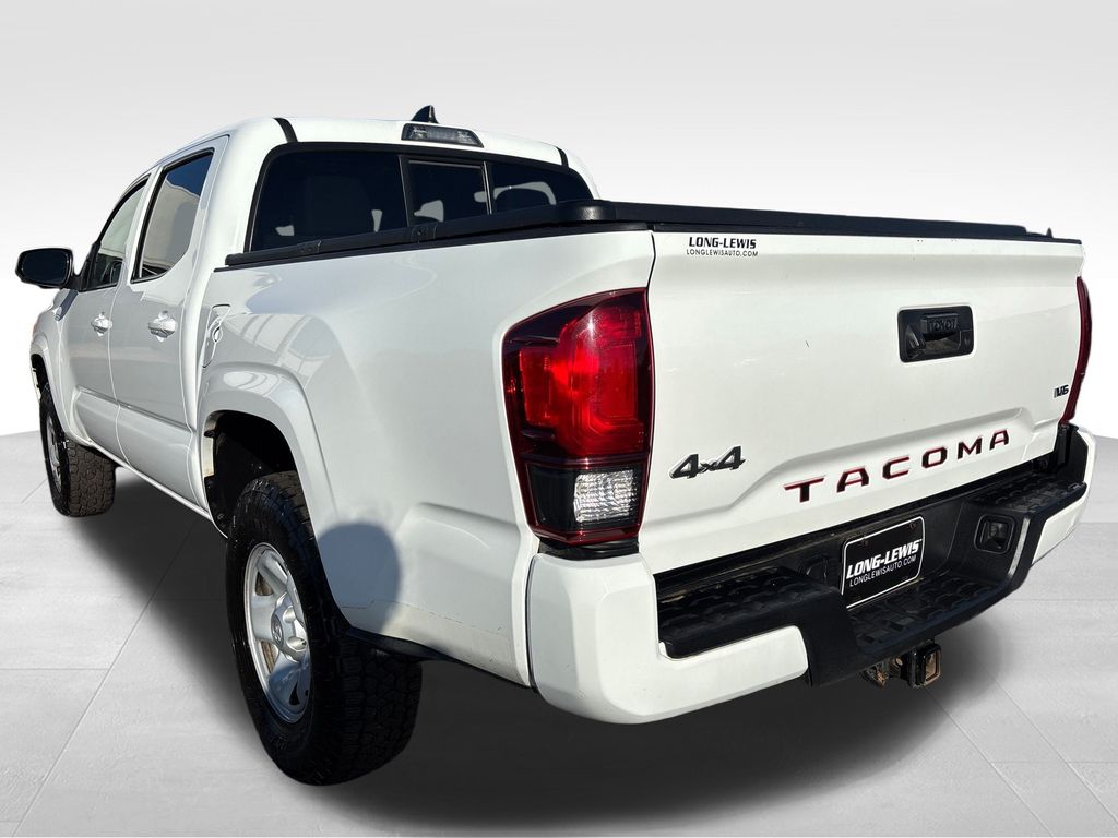 2023 Toyota Tacoma V6 photo 3