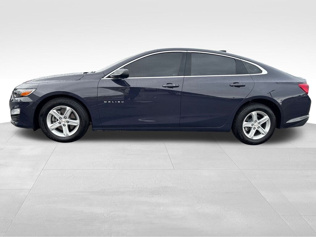 Used 2025 Chevrolet Malibu LS Sedan