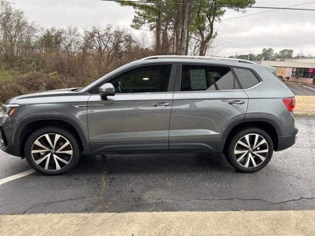 Used 2023 Volkswagen Taos 1.5T SE SUV