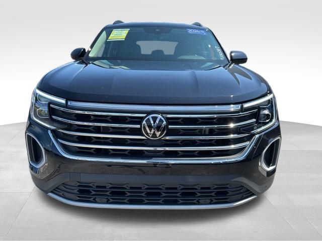 2024 Volkswagen Atlas SE Technology photo 2