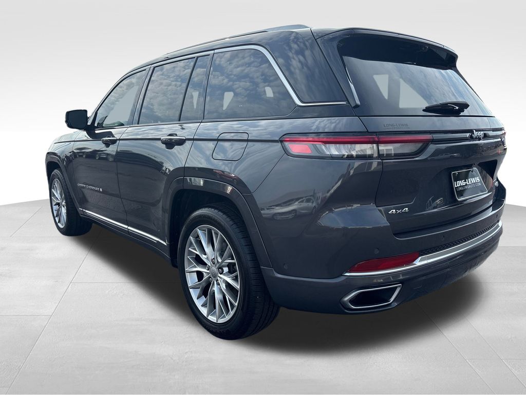 2022 Jeep Grand Cherokee Summit photo 2
