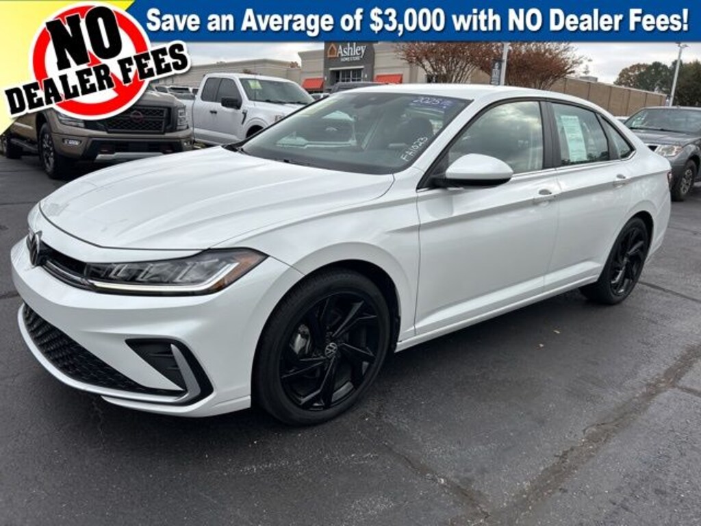 Certified 2025 Volkswagen Jetta 1.5T SE Sedan
