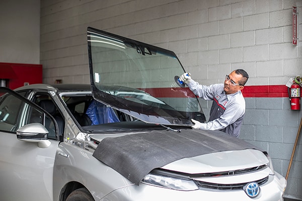 5 Things You Should Know About the Toyota Mirai