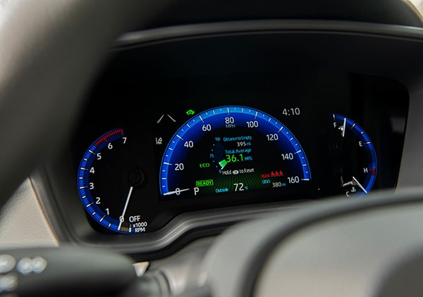 Longo_Toyota-2020_Corolla_Sedan-06-b.jpg