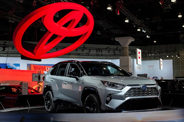 LA Auto Show 2019 RAV4/RAV4 Hybrid