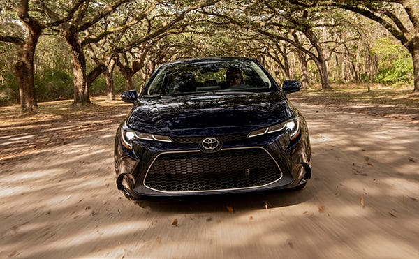 Longo_Toyota-2020_Corolla_Sedan-07-b.jpg