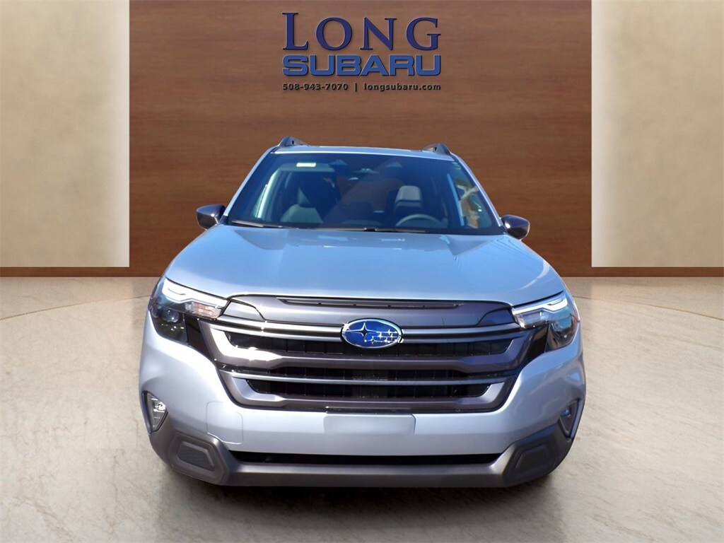 2025 Subaru Forester Premium Base photo 2