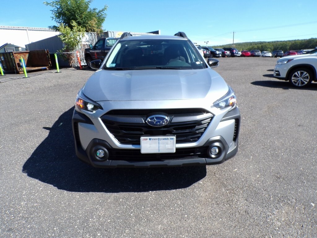 2025 Subaru Outback Premium photo 4
