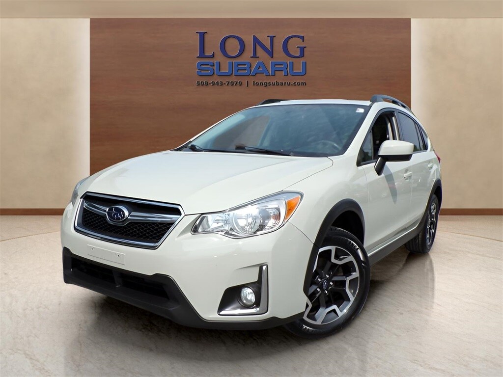 2017 Subaru Crosstrek 2.0i Premium photo 2