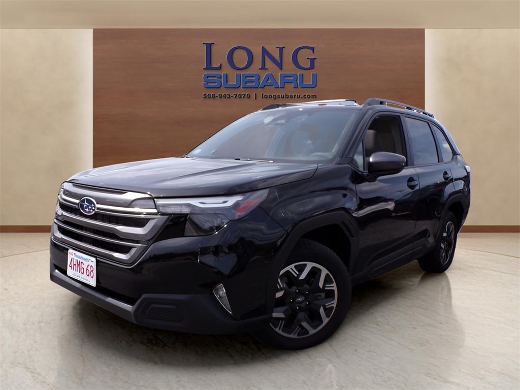 2025 Subaru Forester Premium's photo