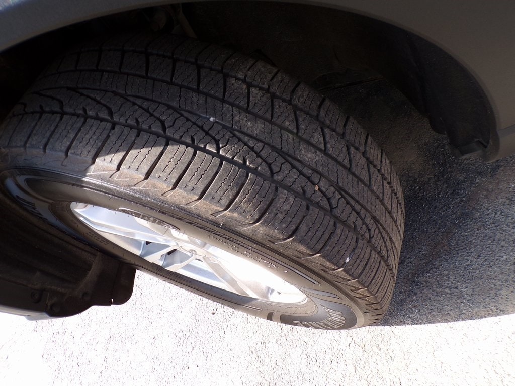 Used 2020 Ford Explorer XLT with VIN 1FMSK8DH4LGB44143 for sale in Webster, MA