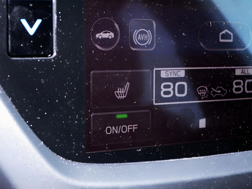 2025 Subaru Forester Limited - Photo 22