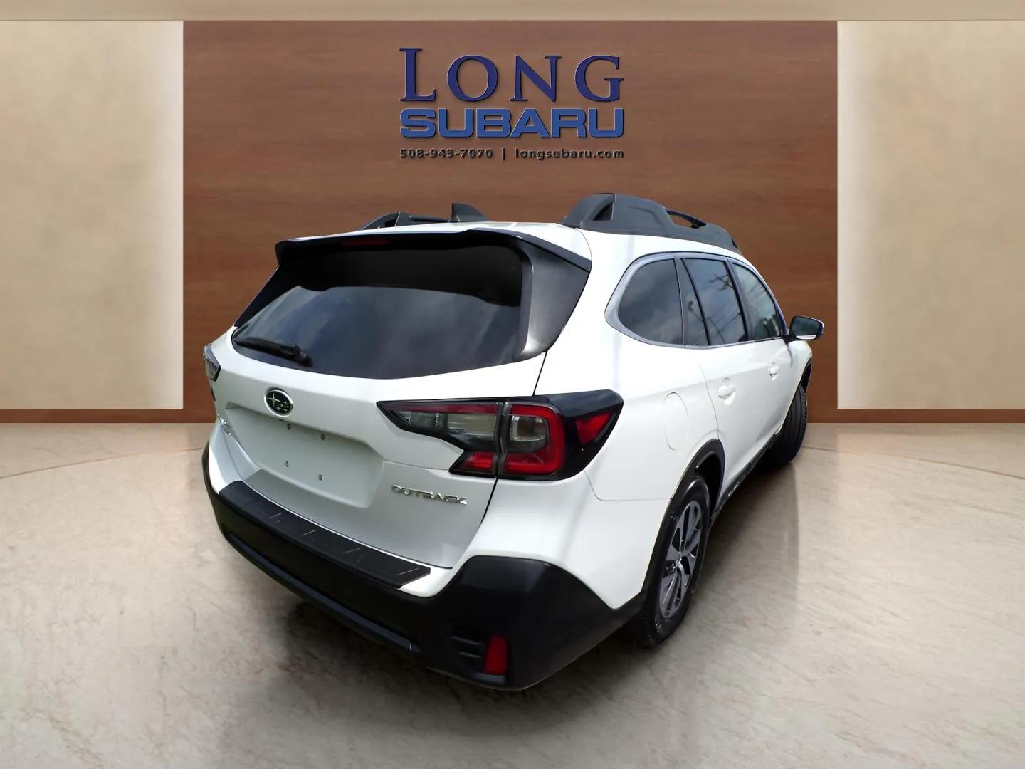 2020 Subaru Outback Premium photo 4