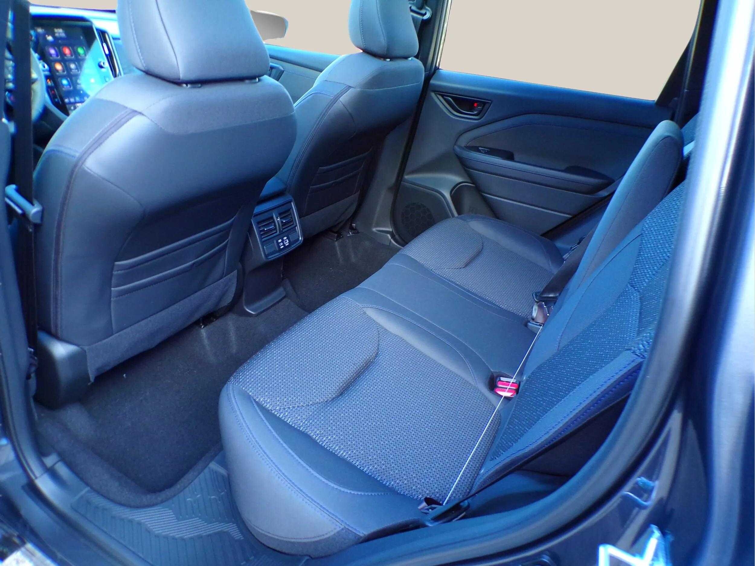 2025 Subaru Forester Premium - Photo 8