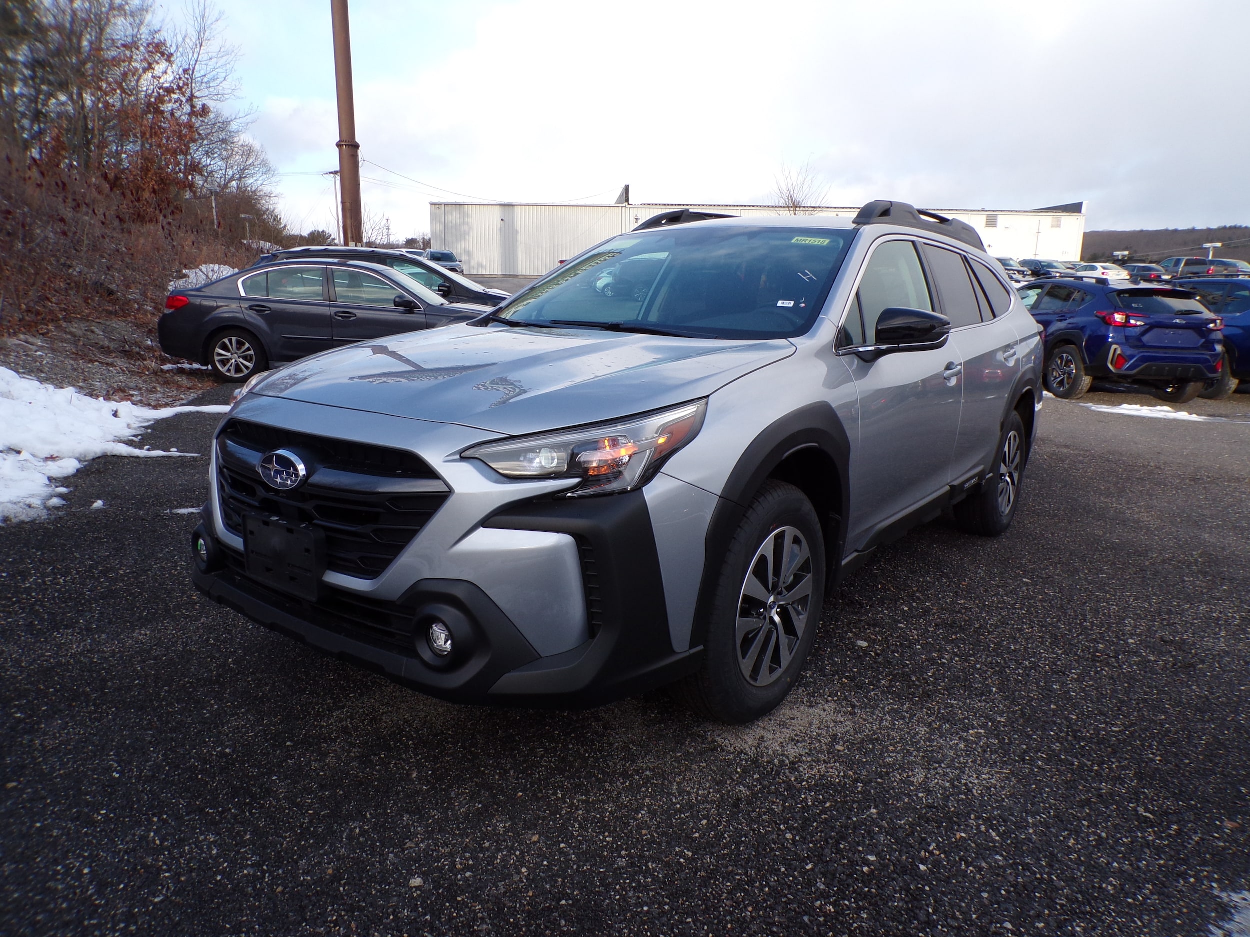 2025 Subaru Outback Premium's photo