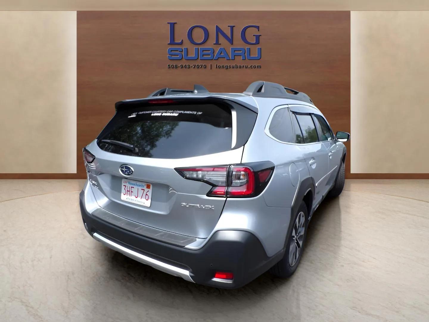 2025 Subaru Outback Limited photo 4