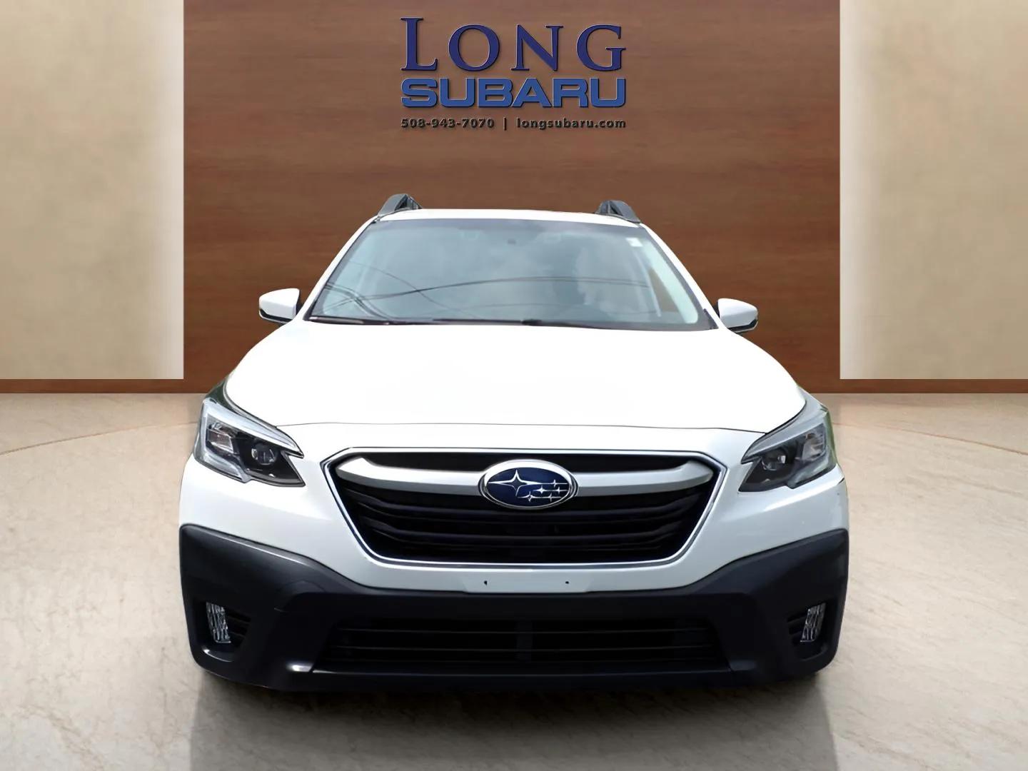 2020 Subaru Outback Premium photo 2