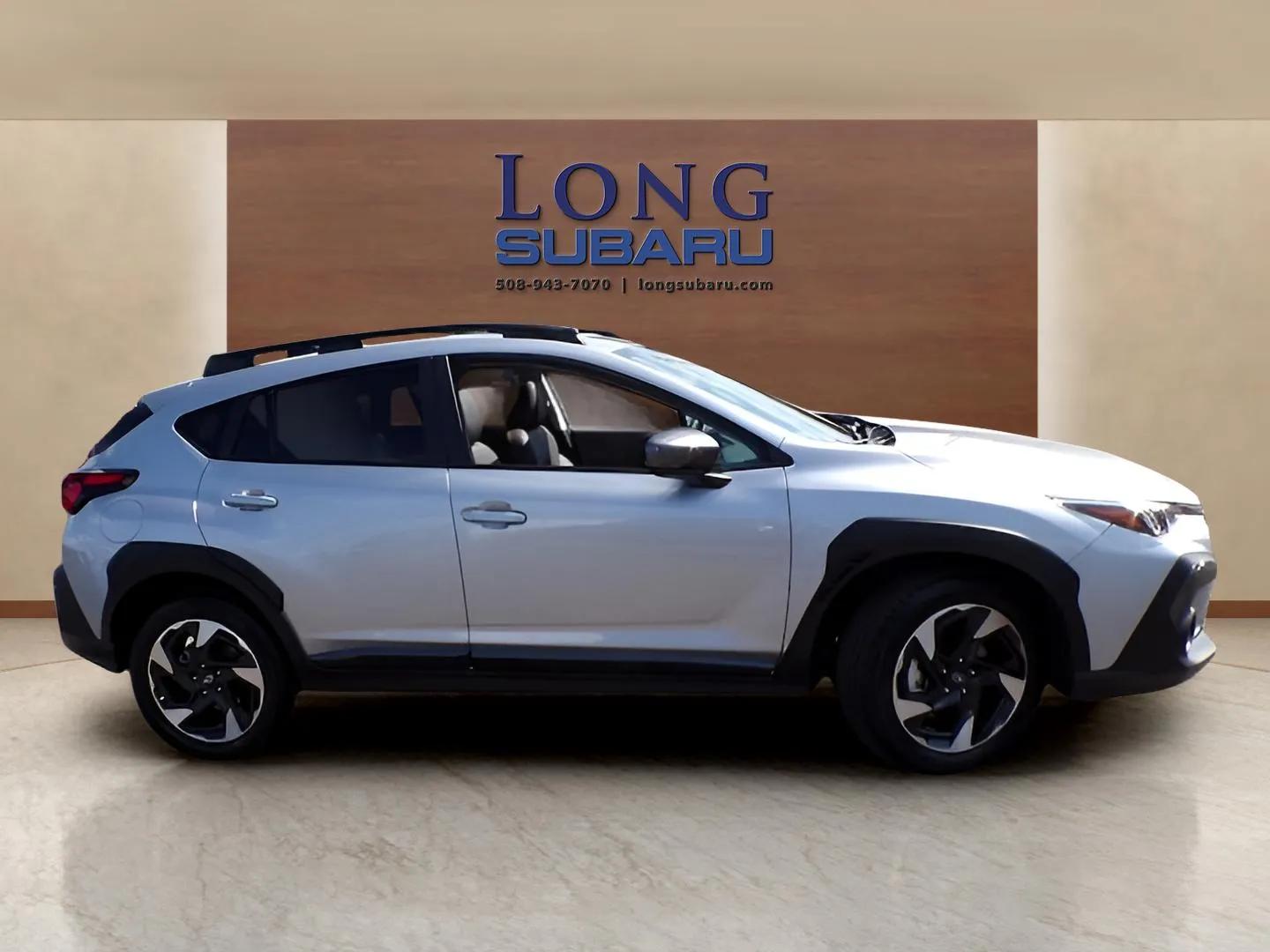 2025 Subaru Crosstrek Limited photo 4