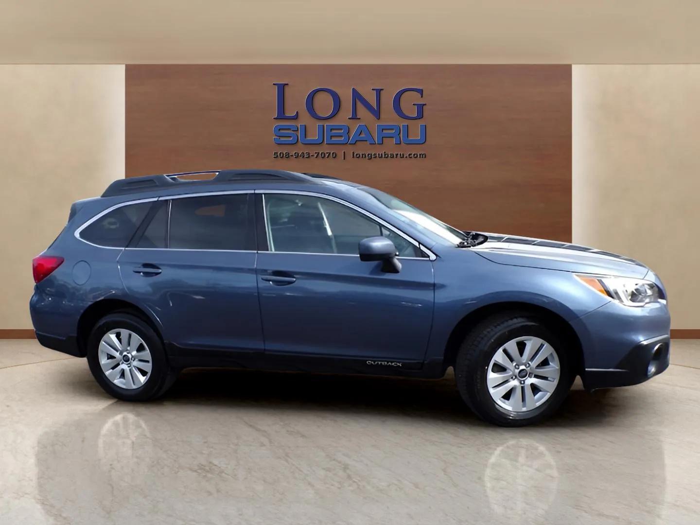 2017 Subaru Outback 2.5i Premium photo 4