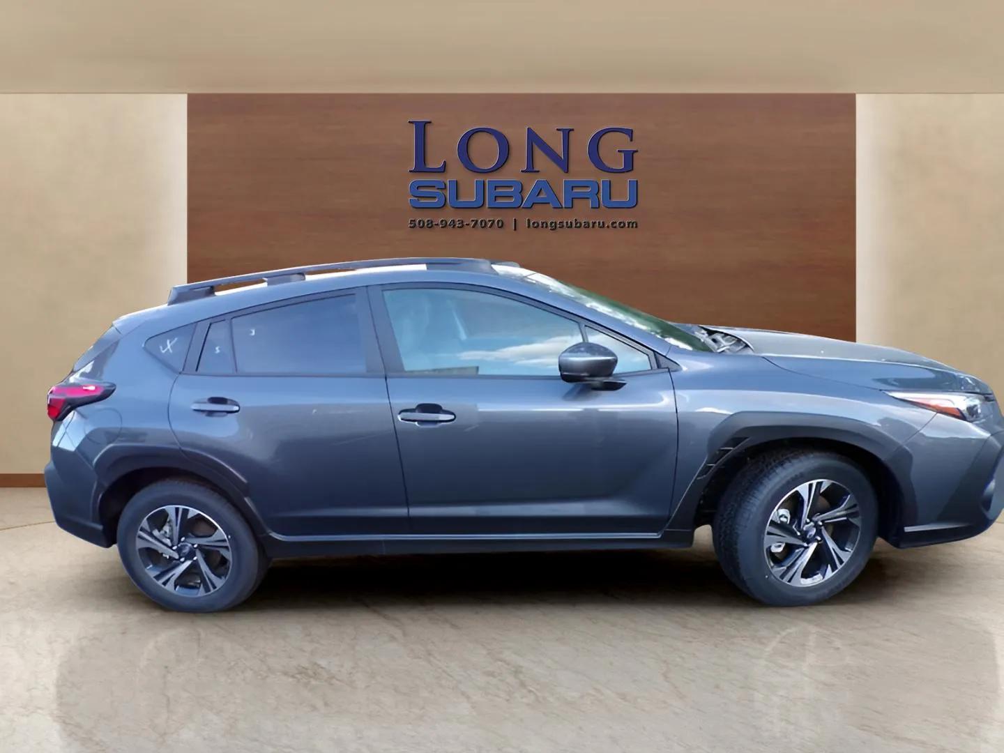 2025 Subaru Crosstrek Premium photo 2