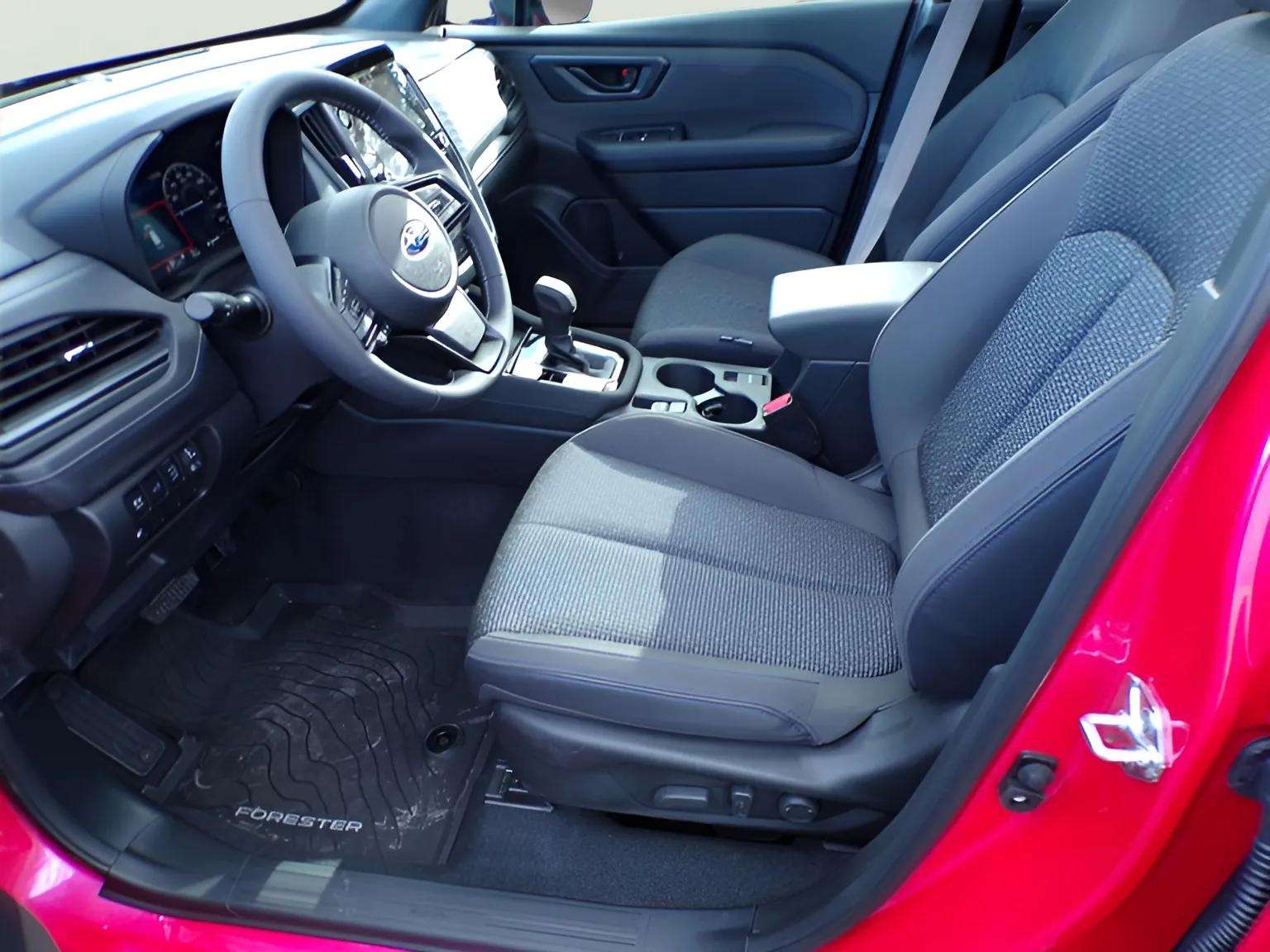2025 Subaru Forester Premium - Photo 10