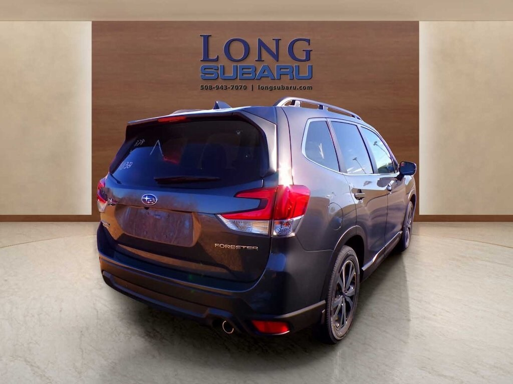 Used 2024 Subaru Forester Limited SUV