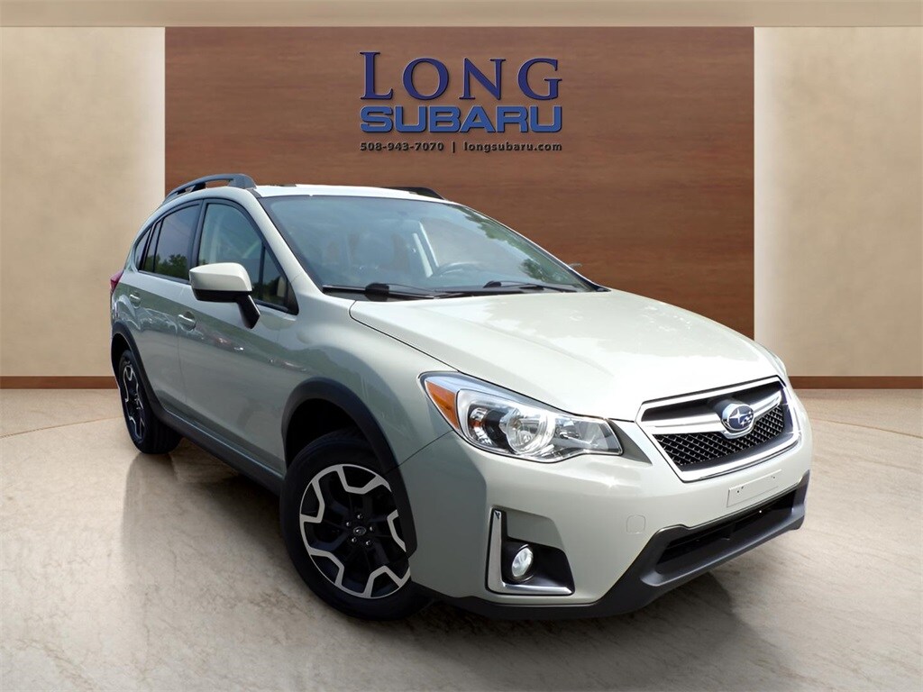 2017 Subaru Crosstrek 2.0i Premium photo 4