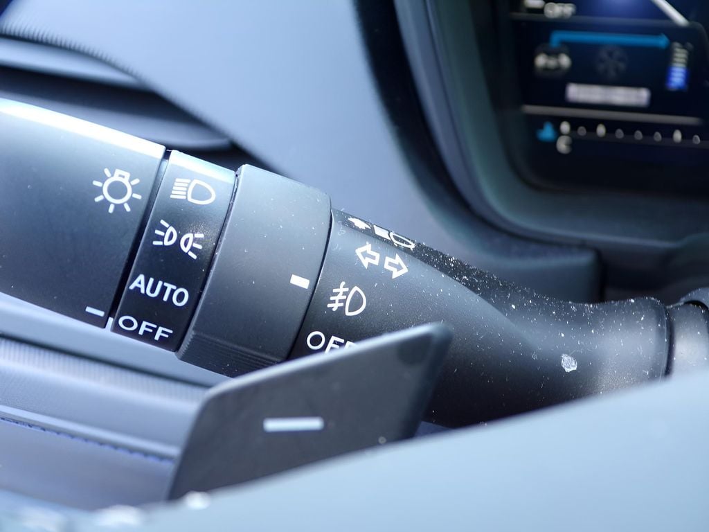 2025 Subaru Forester Limited - Photo 24