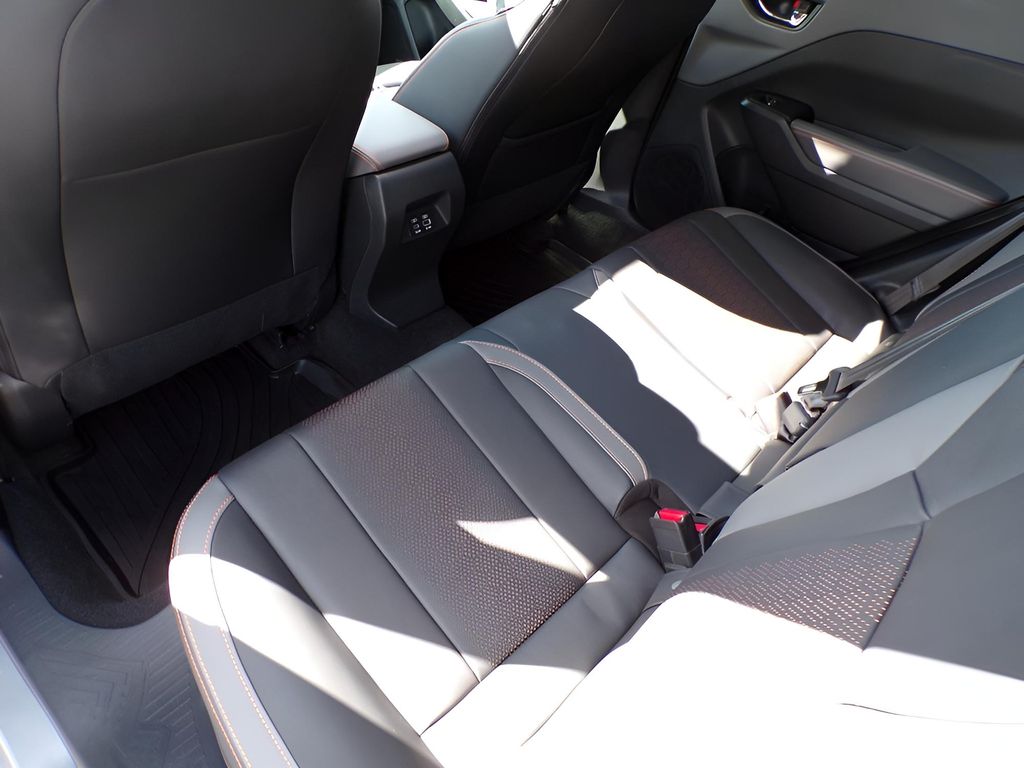2025 Subaru Crosstrek Limited - Photo 15