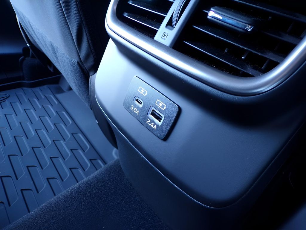 2025 Subaru Outback Premium - Photo 18