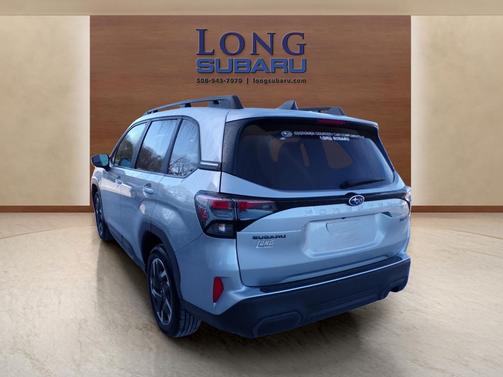 2025 Subaru Forester Limited - Photo 9