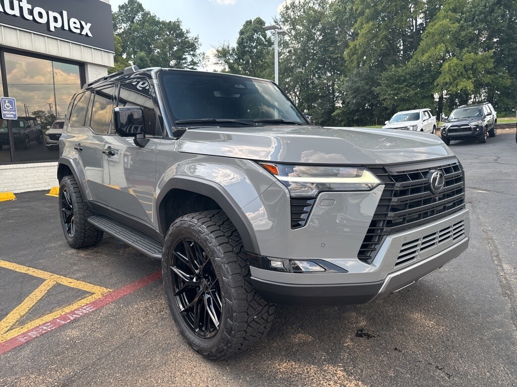 2024 Lexus GX 550 Overtrail photo 4