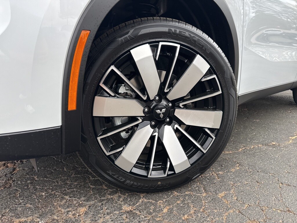 New 2026 Mitsubishi Outlander SE SUV