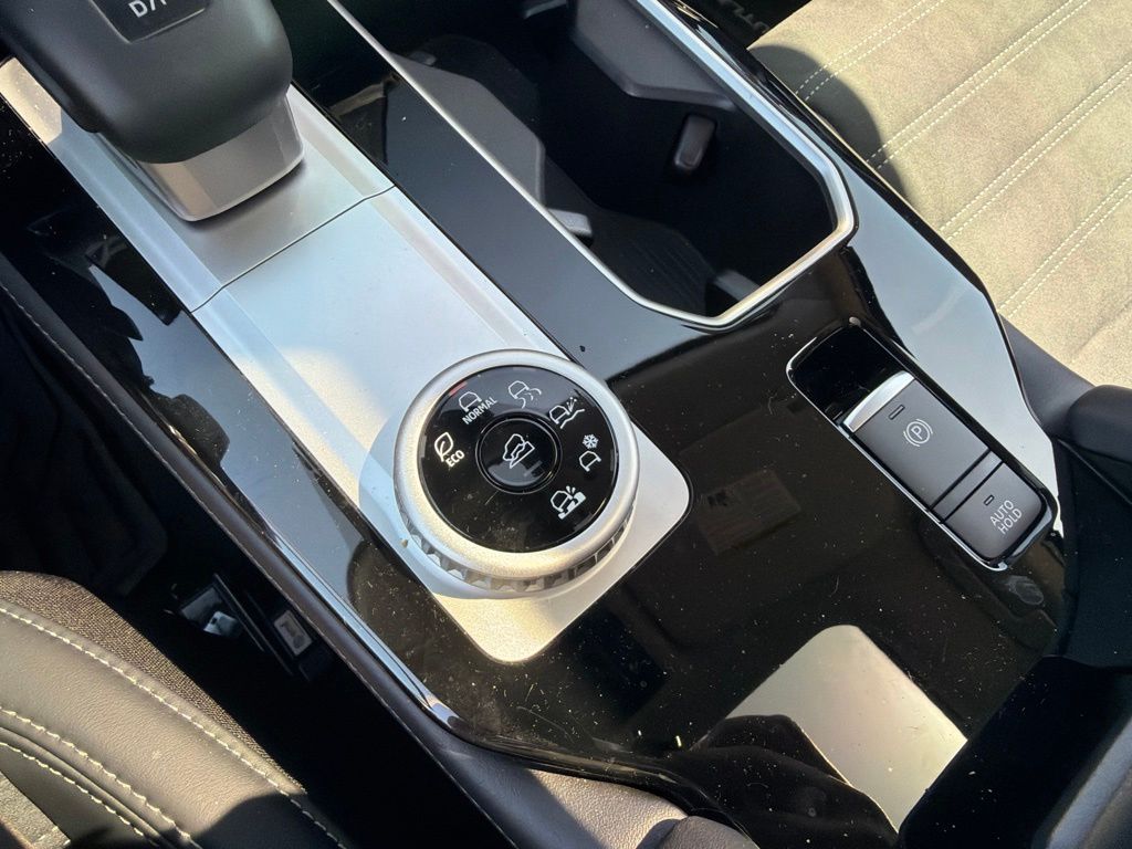 2026 Mitsubishi Outlander SE - Photo 30