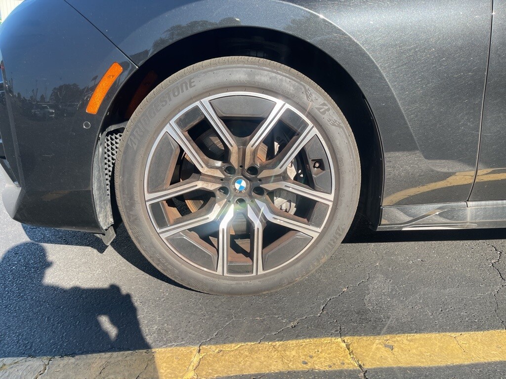 2025 Bmw 740i xDrive photo 2