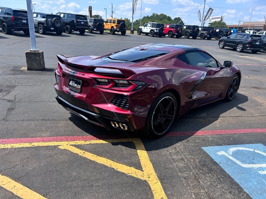 2020 Chevrolet Corvette Stingray 3LT photo 3