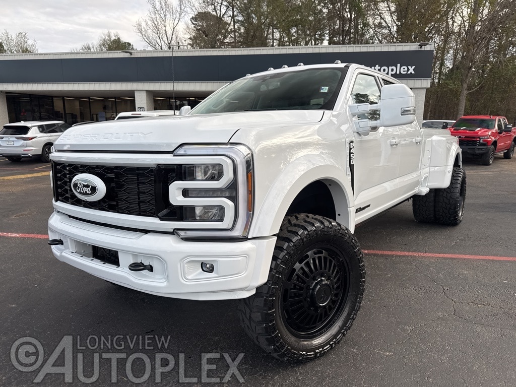 Used 2026 Ford F-450 Lariat Truck