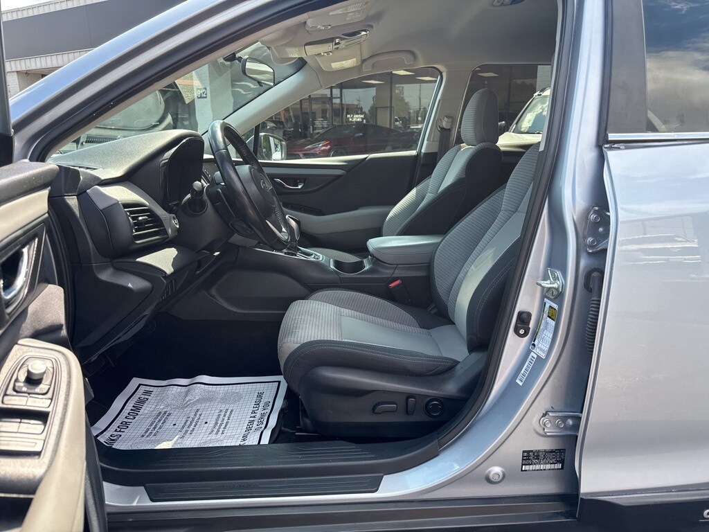 2022 Subaru Outback Premium photo 4
