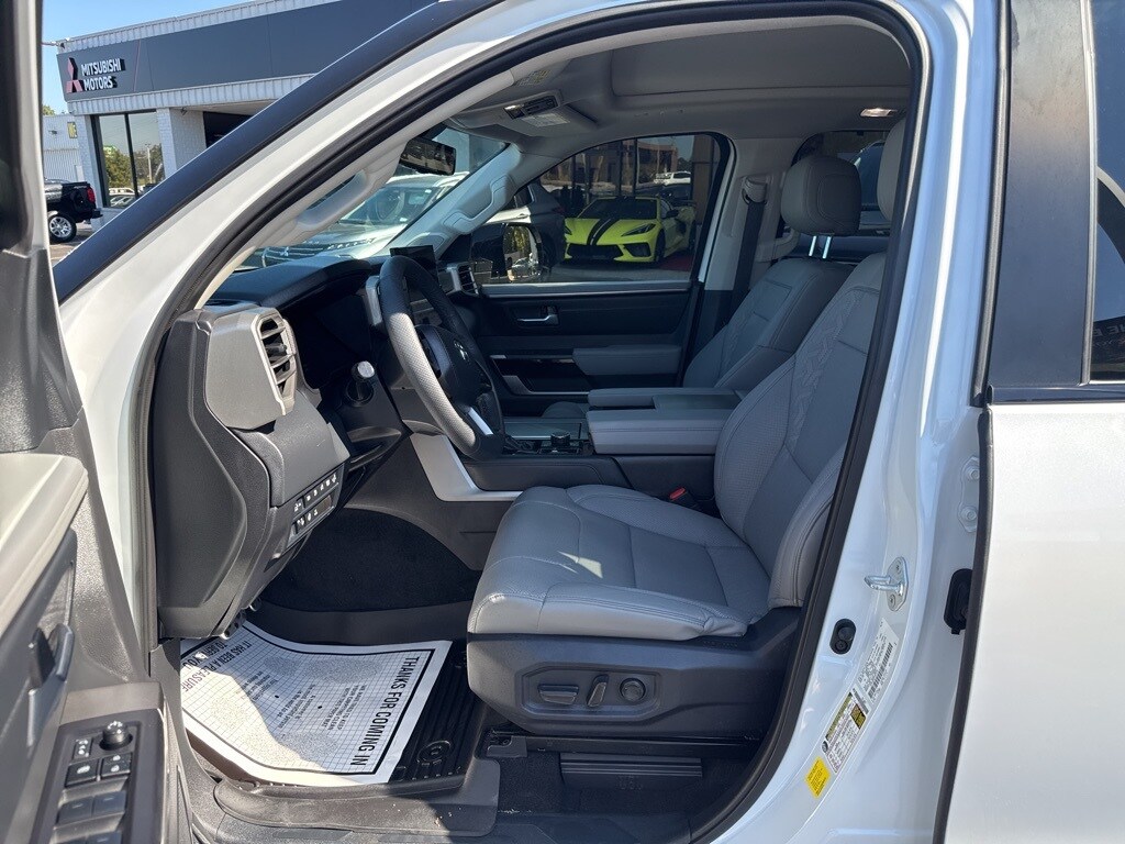 2024 Toyota Sequoia photo 2