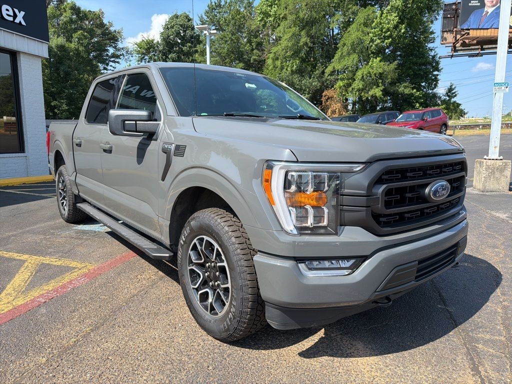 Used 2021 Ford F-150 XLT Truck