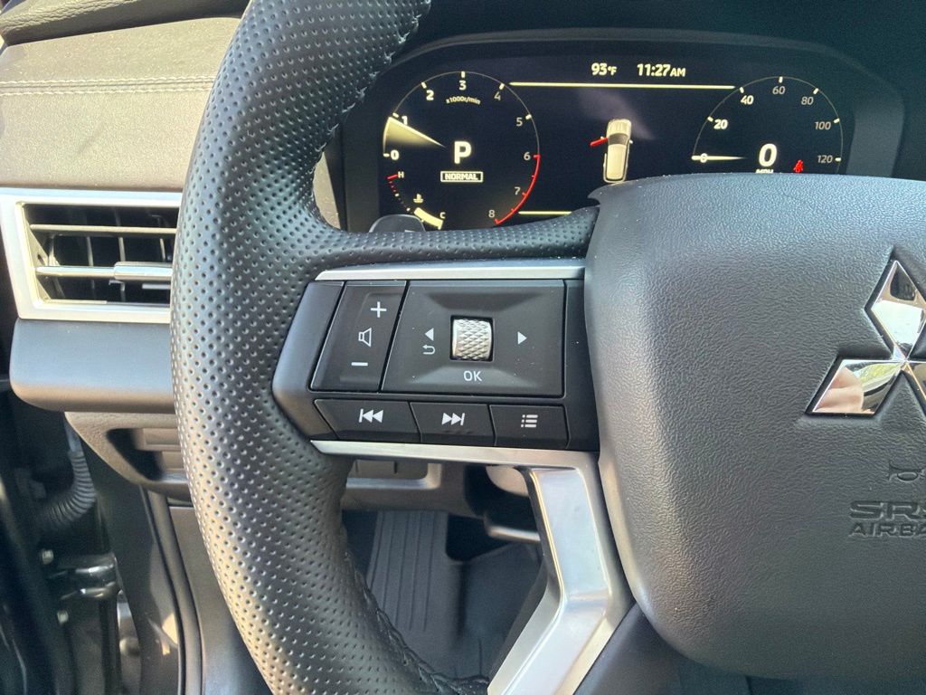 2026 Mitsubishi Outlander SE - Photo 21