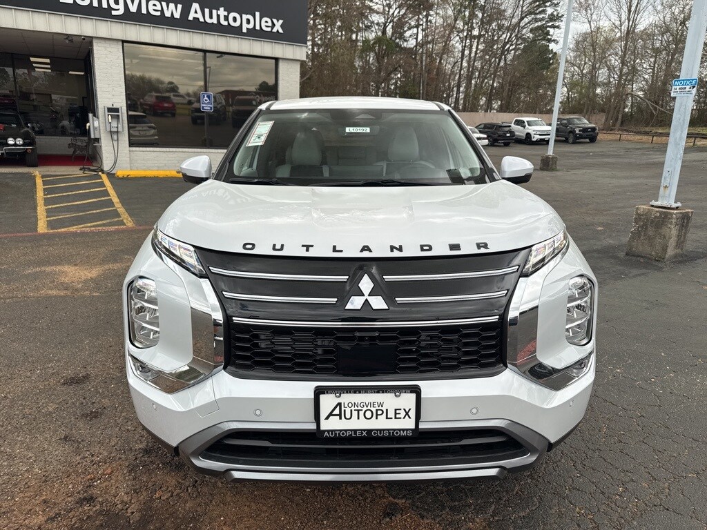 New 2026 Mitsubishi Outlander SE SUV