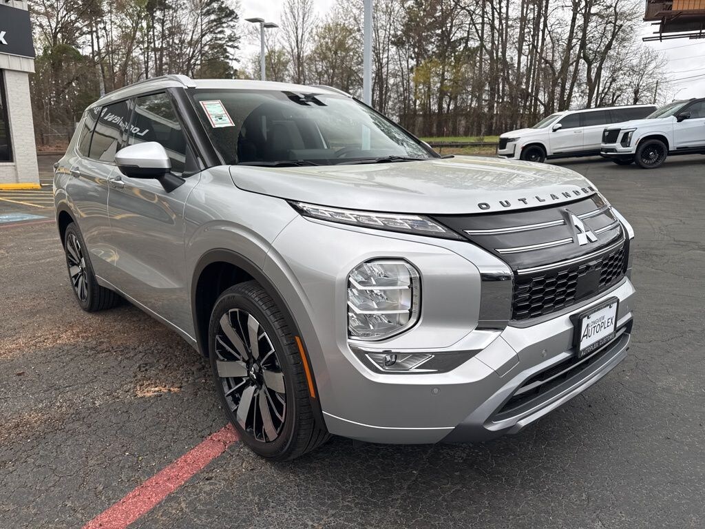 New 2026 Mitsubishi Outlander SEL SUV