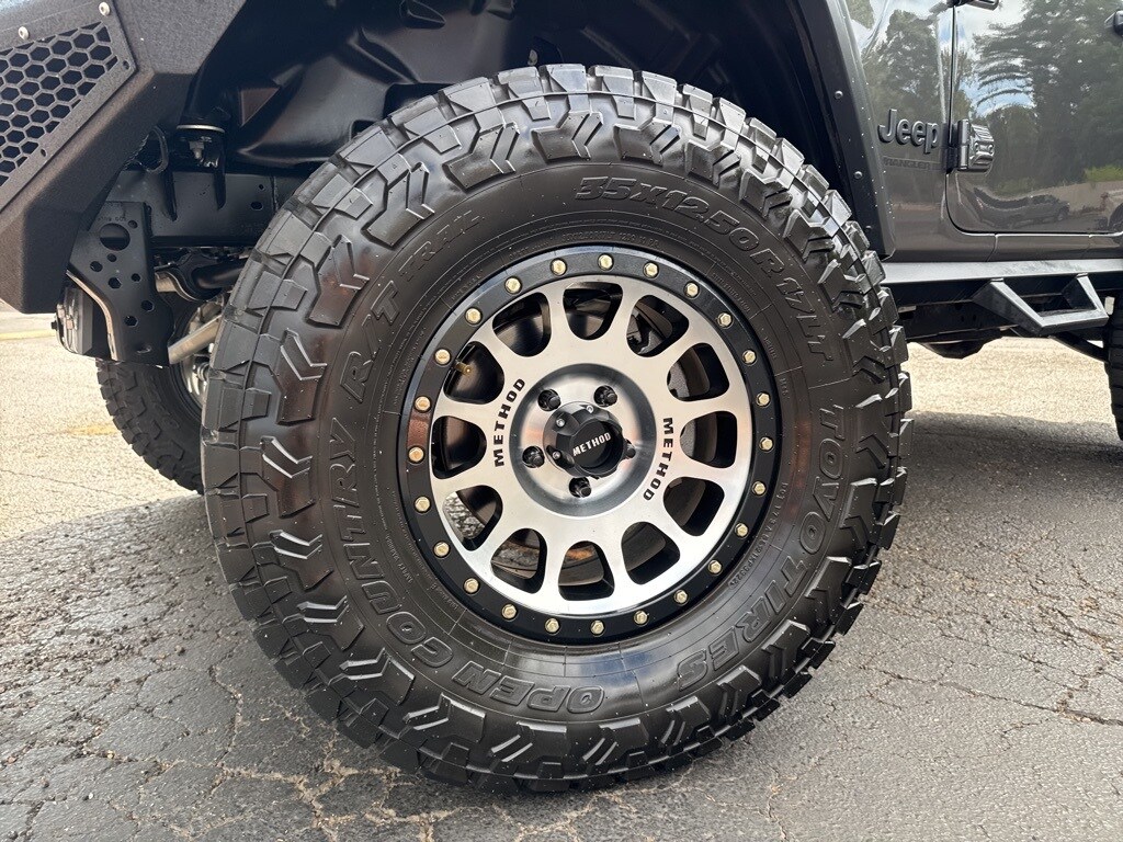 2023 Jeep Wrangler Sport S photo 2